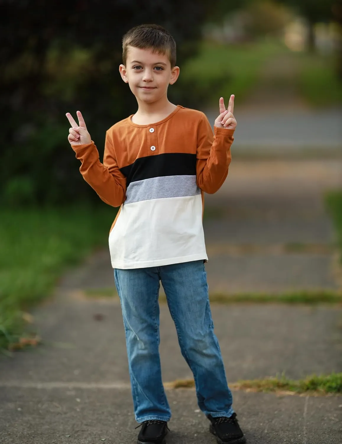 Arshiner Kids Boys Henley Shirts Cotton Long Sleeve Crewneck T-Shirts Color Block Tee Tops 3-12 Years